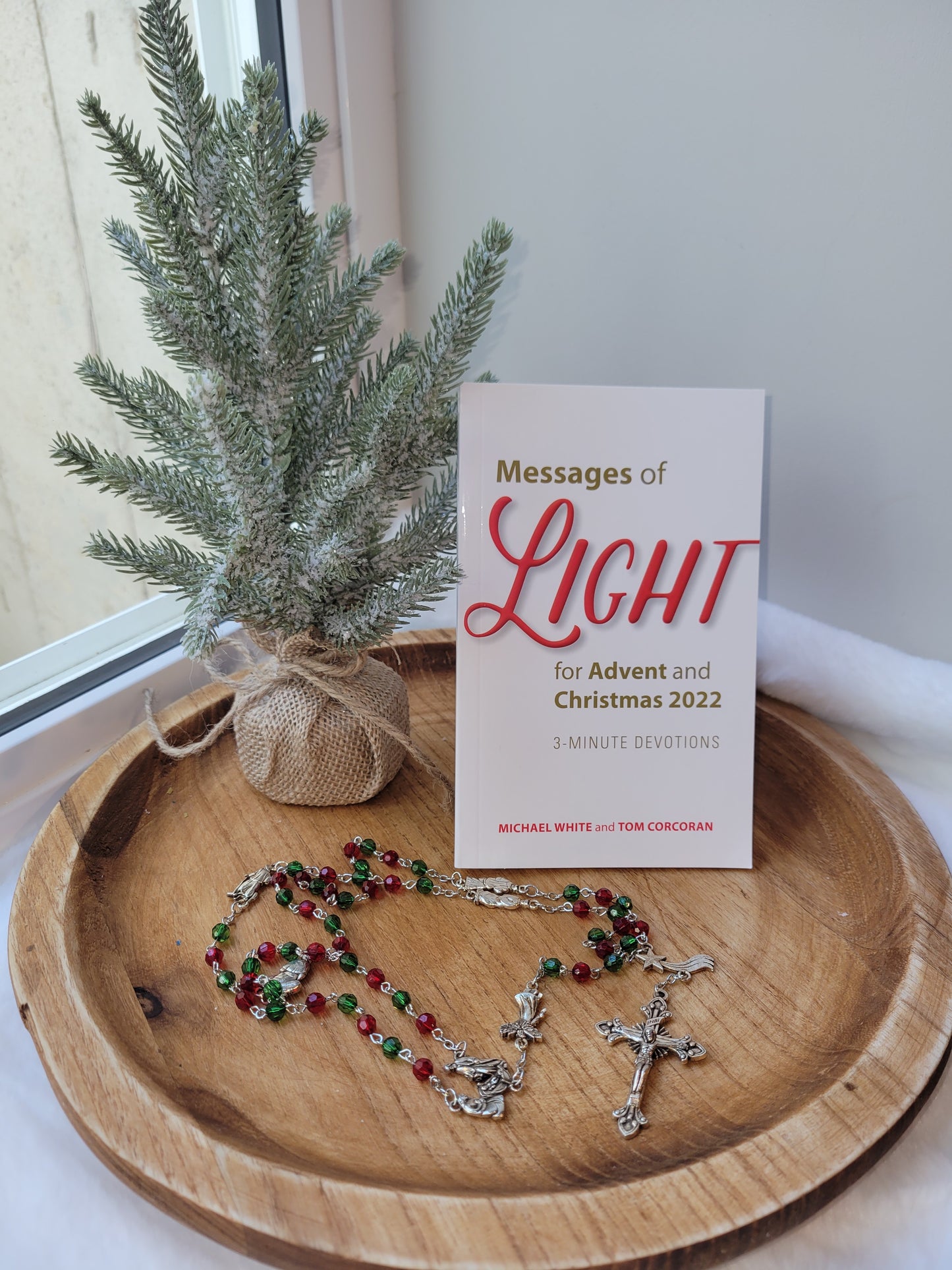 Messages of Light for Advent and Christmas 2022