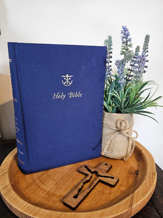 The Ave Catholic Notetaking Bible