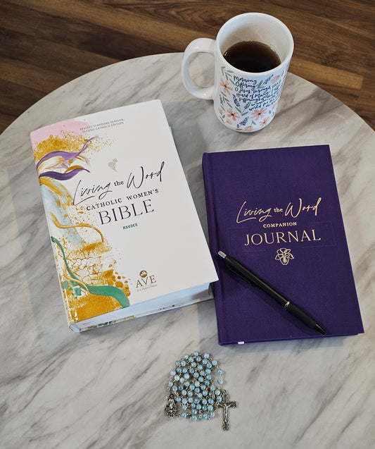 Living the Word Women's Bible Bundle